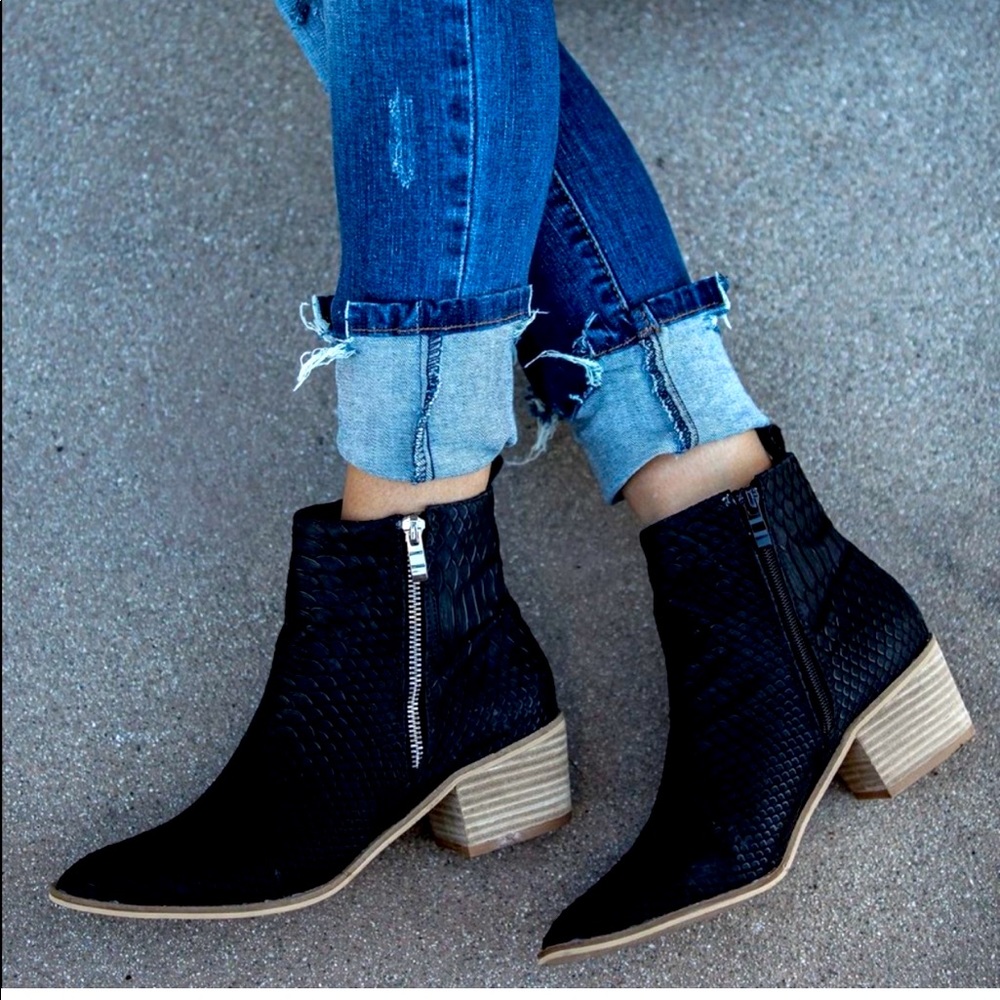 Vici Boots